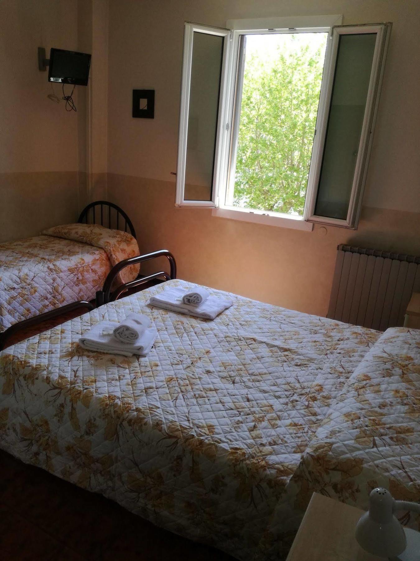 Hotel Belvedere Lovere Esterno foto
